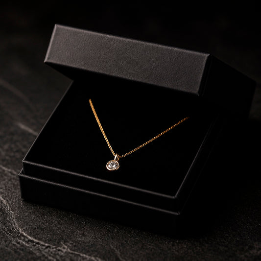 Black Vault Pro Square - Schmucketui für Ketten schwarz mit Samteinlage
