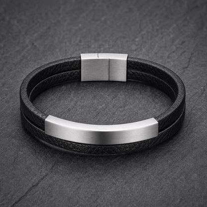 Silver Edge - Schwarzes Lederarmband für Herren mit Edelstahleinsatz in Silber