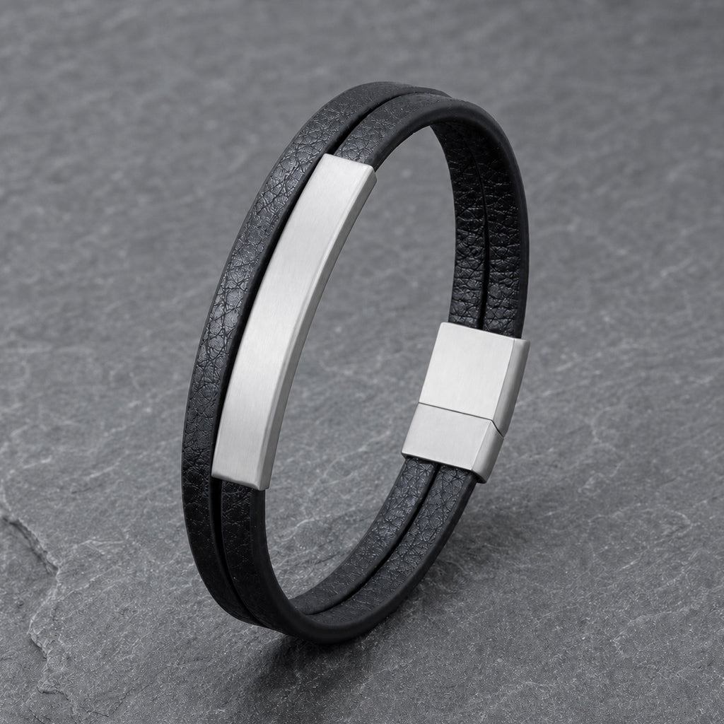 Silver Edge - Schwarzes Lederarmband für Herren mit Edelstahleinsatz in Silber