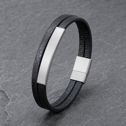 Silver Edge - Schwarzes Lederarmband für Herren mit Edelstahleinsatz in Silber