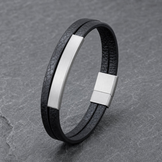 Silver Edge - Schwarzes Lederarmband für Herren mit Edelstahleinsatz in Silber