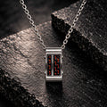 Carbon Red Steel Kette aus Edelstahl mit Carbon-Einlagen von MANAVARO