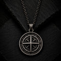 Frank 1967 Compass Noir Halskette in Edelstahl mit Kompass-Anhänger