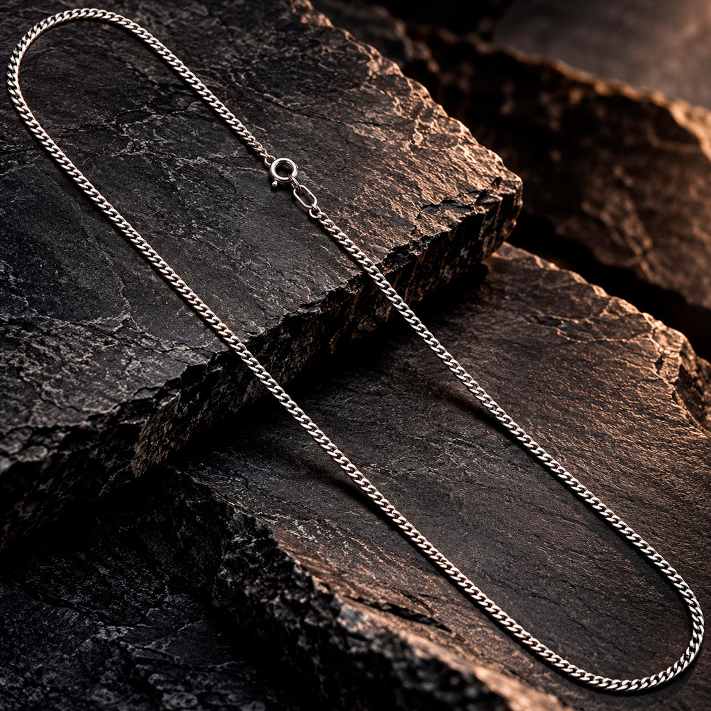 Elegante Silver Panzer Line Kette aus rhodiniertem 925er Silber.
