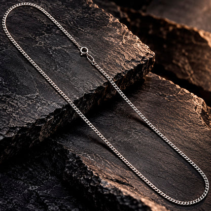 Elegante Silver Panzer Line Kette aus rhodiniertem 925er Silber.
