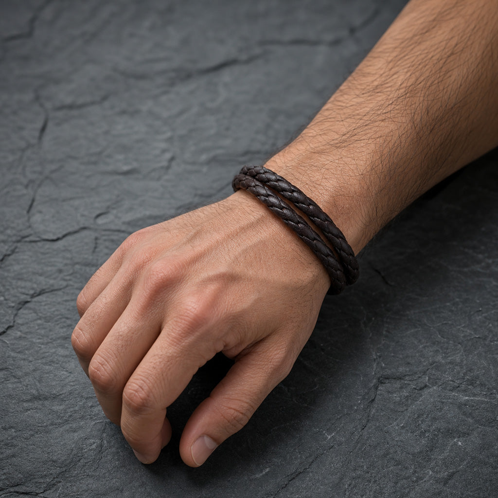 Rustic Lock - Dunkelbraunes Lederarmband für Herren mit Magnetverschluss & Dual-Layer Design