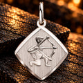 Zodiac Diamond Line Anhänger aus 925 Silber mit gravierbarer Rückseite